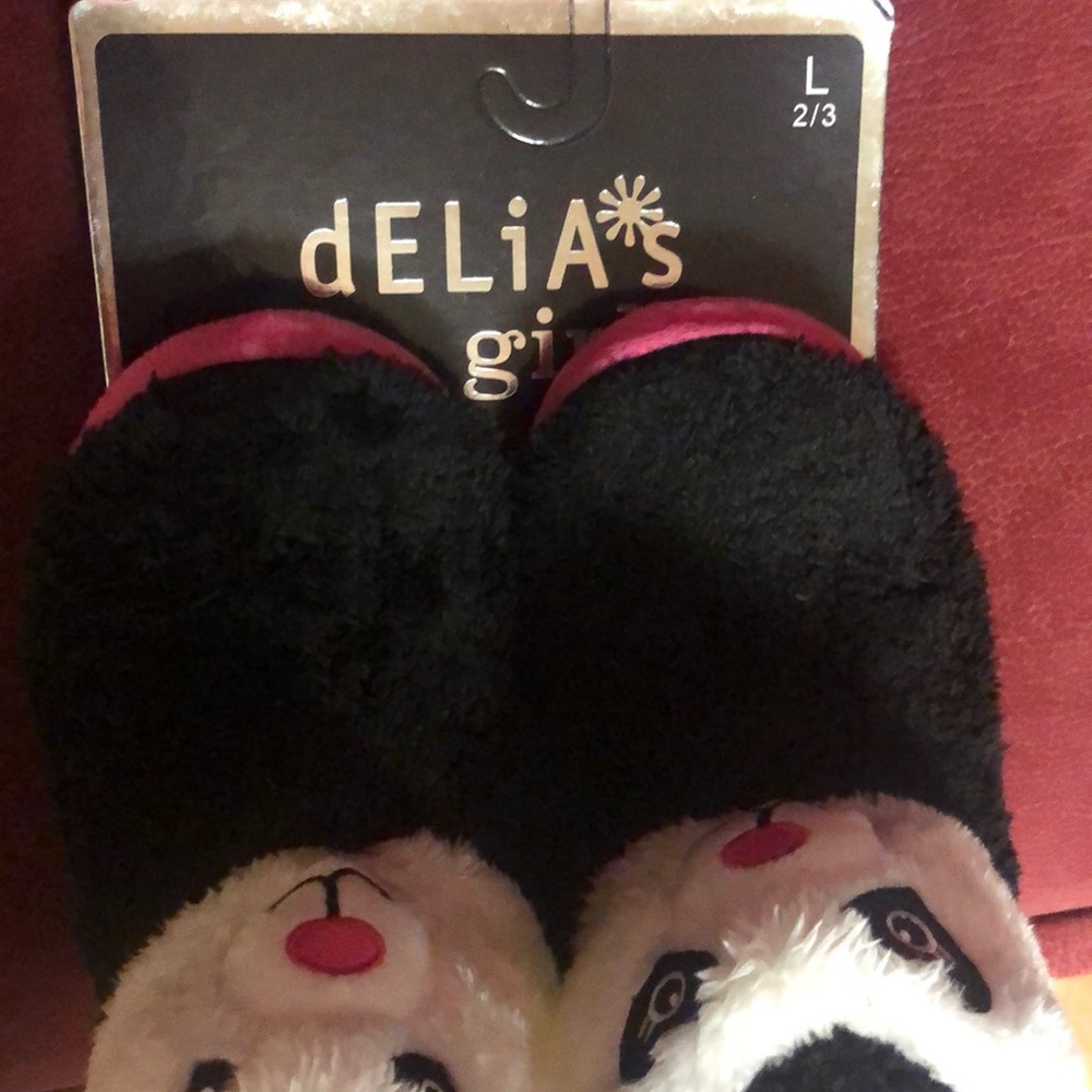Slippers - Picture 4 of 4